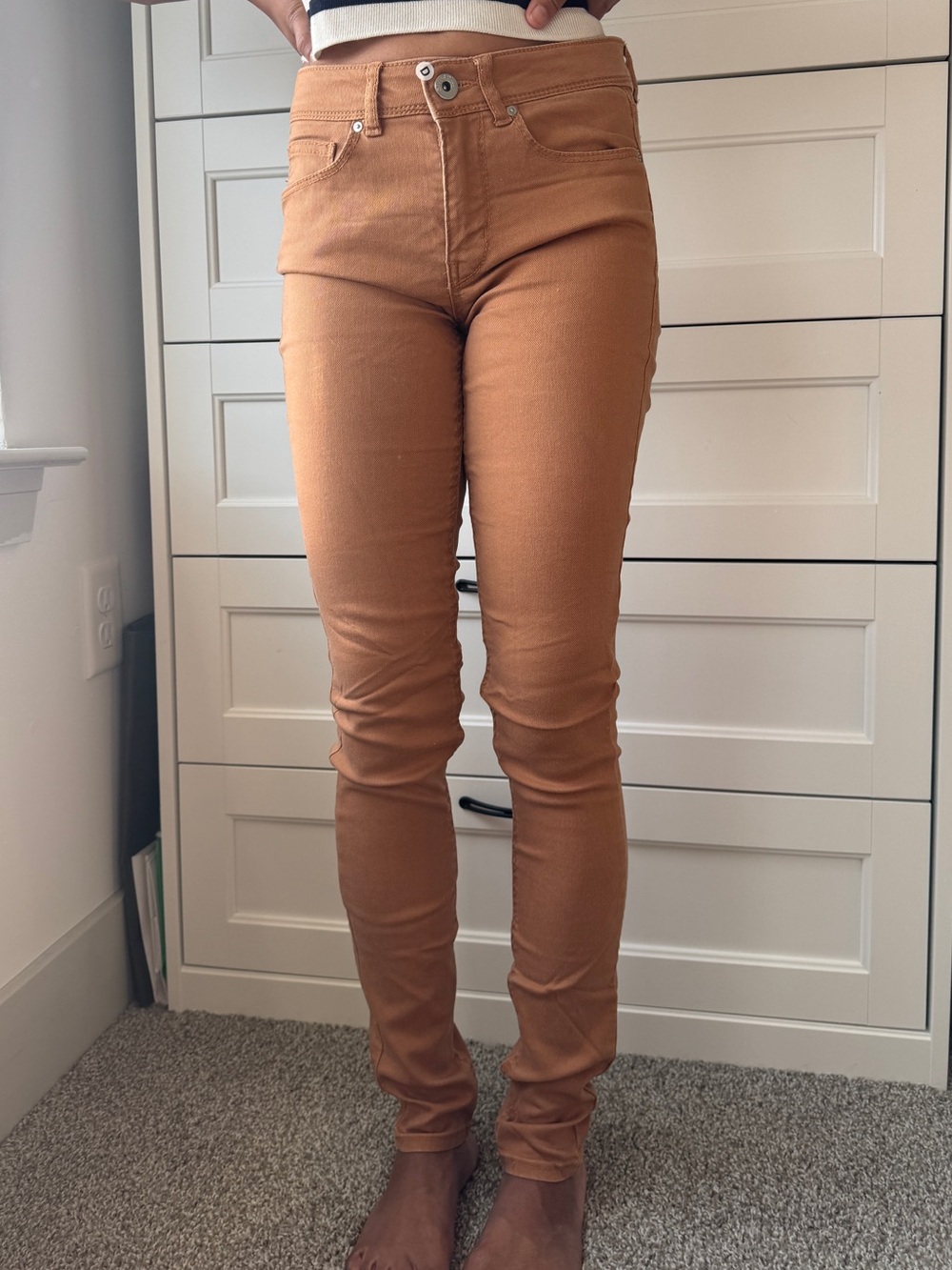 H&M Skinny Jeans in Camel Brown